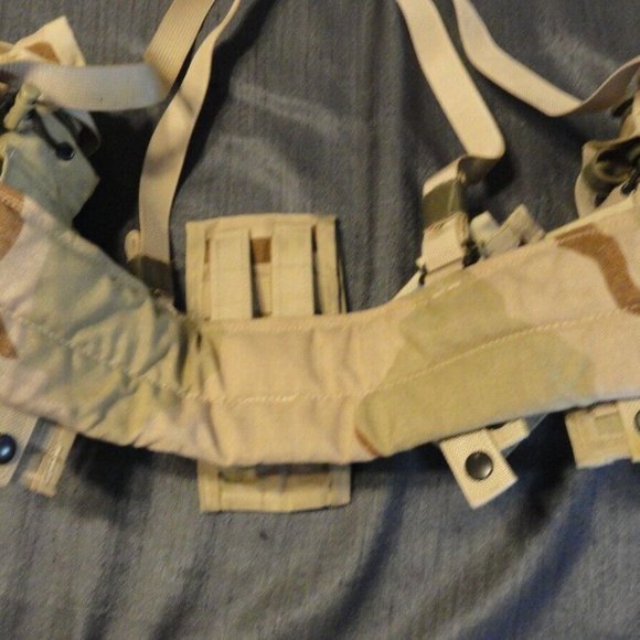 DCU DESERT CAMOUFLAGE FLC LBE LBV LOAD BEARING VEST COMBAT TACTICAL POUCHES 1903 - Picture 4 of 15